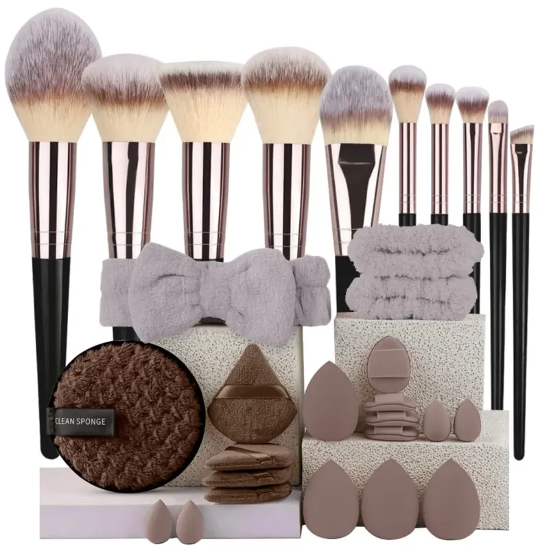 Set Berus Solekan Luxe Set Kosmetik Berbulu Lembut Serbuk Pemerah Mata Pembayang Mata Kabuki Blending Berus Mekap Alat Kecantikan — image 10