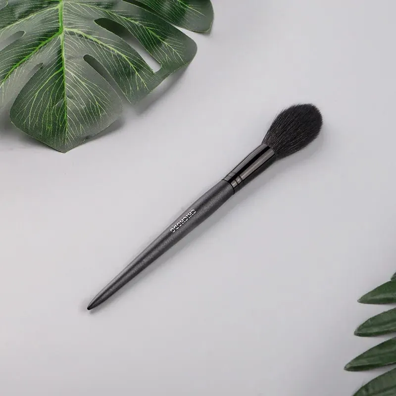 Chichodo 1 Piece Buffing makeup brushes Highlighter Wood handle Blusher Powder contour Make up brushes Buhok ng Kambing — image 1