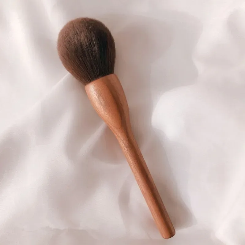 Powder Brush