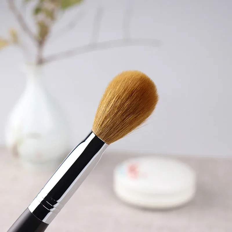 G038 แบนแปรงปัดแก้ม QINZHI Professional Handmade Make Up แปรงผมแพะนุ่มเส้นใยสังเคราะห์แปรงแต่งหน้า — image 2