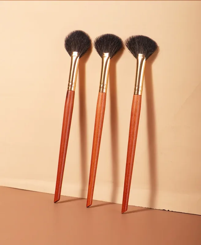 1 kus Malé vějířové štětce na make-up Zvýrazňovač Nosní stíny Štětec na make-up Tvářenka na kontury nádherné kosmetické nástroje Kozí srst — image 2