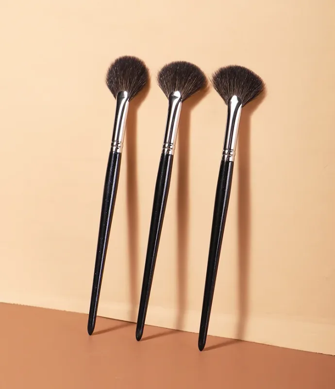 1 kus Malé vějířové štětce na make-up Zvýrazňovač Nosní stíny Štětec na make-up Tvářenka na kontury nádherné kosmetické nástroje Kozí srst — image 3