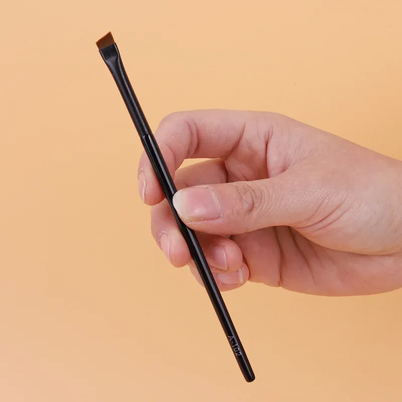 liner brush