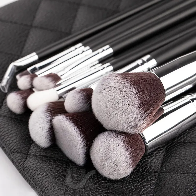 15 stk Professionelle make-up børster Sæt Makeup Power Brush Make Up Skønhedsværktøj Blødt syntetisk hår med læderetui — image 3