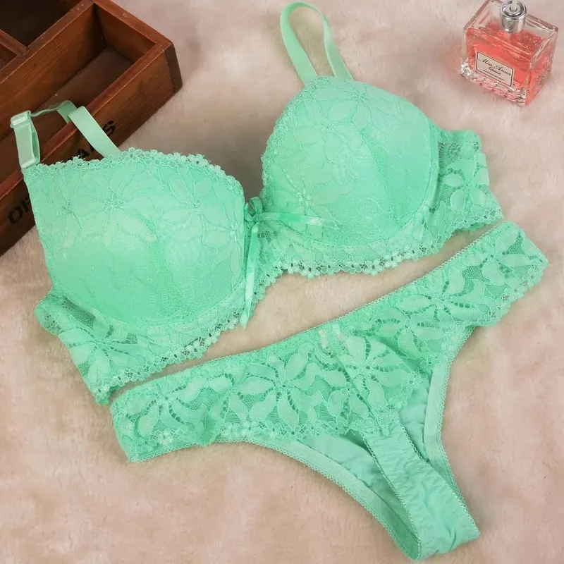 [Economico] Nuovo set reggiseno con ricamo in pizzo 2019 Set donna intimo push up taglie forti Set reggiseno e slip 32 34 36 38 Coppa ABC per donna