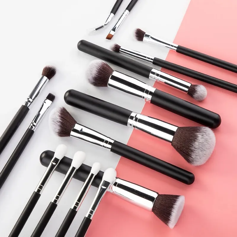 15 stk Professionelle make-up børster Sæt Makeup Power Brush Make Up Skønhedsværktøj Blødt syntetisk hår med læderetui — image 2