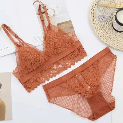 Trådløs bomuldskop med fuld blonder, behageligt dameundertøjssæt Soft-cup trekant bralette og gennemsigtige trusser bh lingeri — image 10