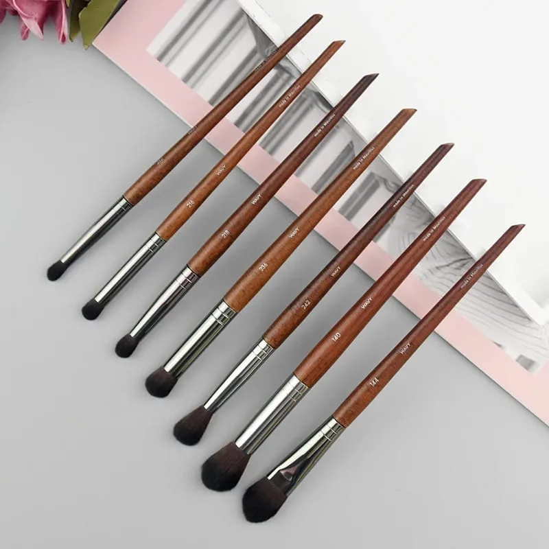 Pennelli per trucco occhi in legno naturale set completo Ombretto Pro Crease Kit per trucco sfumino evidenziatore sopracciglio Pennello per ciglia labbra pratico — image 2