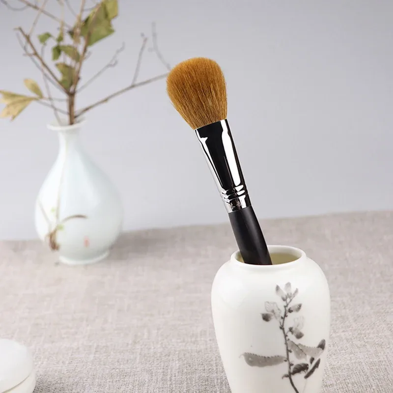 G038 แบนแปรงปัดแก้ม QINZHI Professional Handmade Make Up แปรงผมแพะนุ่มเส้นใยสังเคราะห์แปรงแต่งหน้า — image 4
