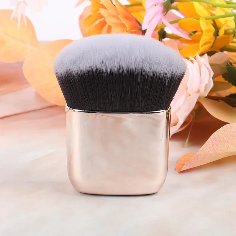 1ks Big Angled Foundation Make-up štětce Liquid Bronzer Make-up brushes Wavy Powder Face základní kosmetické nástroje Přenosné — image 4