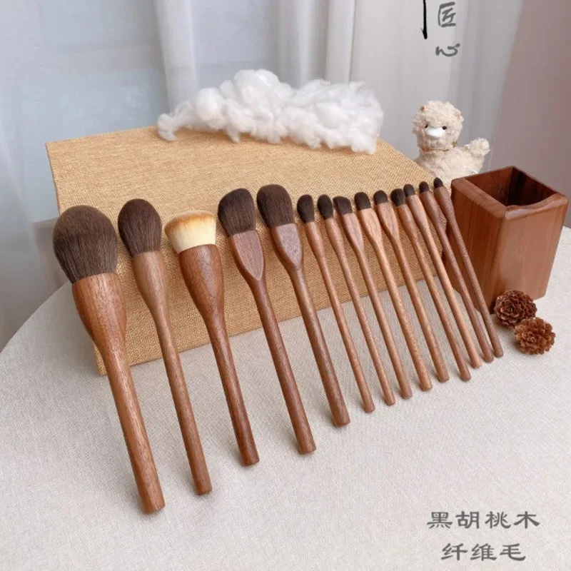 Make-up-Pinsel-Set aus Holz, für Kosmetik, Puder, Rouge, Foundation, Bildhauerei, Lidschatten, professionelle Schönheit, Make-up-Pinsel — image 4