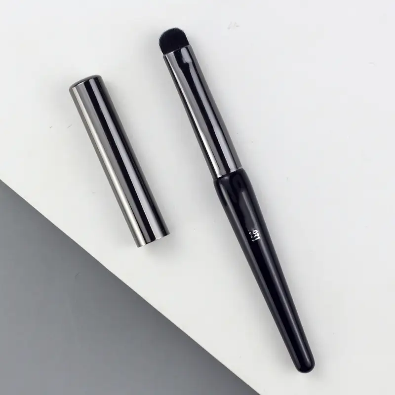 1pc 口紅ブレンドメイクブラシ精密アイシャドウメイクアップブラシドーム型小型ポータブルリップブラシとケース 931 合成 ha — image 1