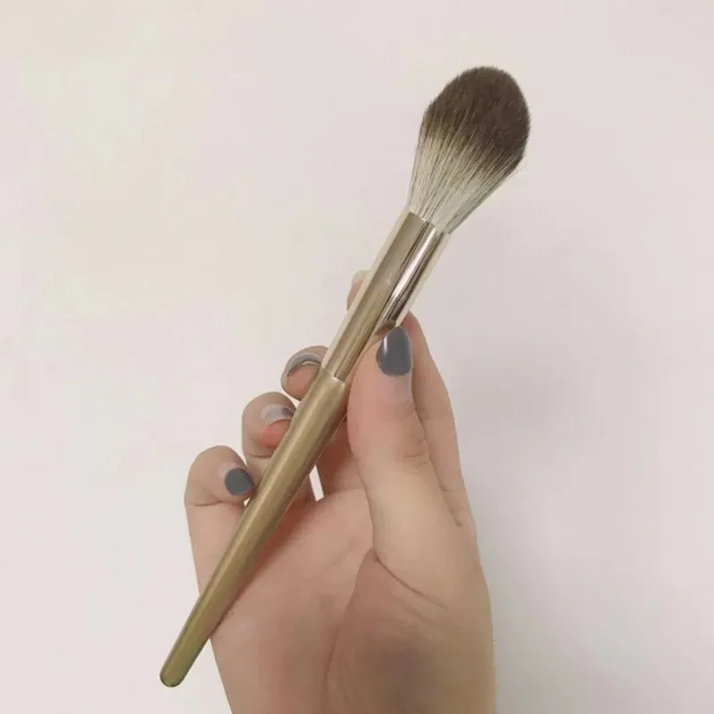 1pcs Large Powder Makeup Brush Contour Blusher Concealer Cosmetics Brushes Foundation Cosmetic Beauty Tools pinceis de maquiag — image 8