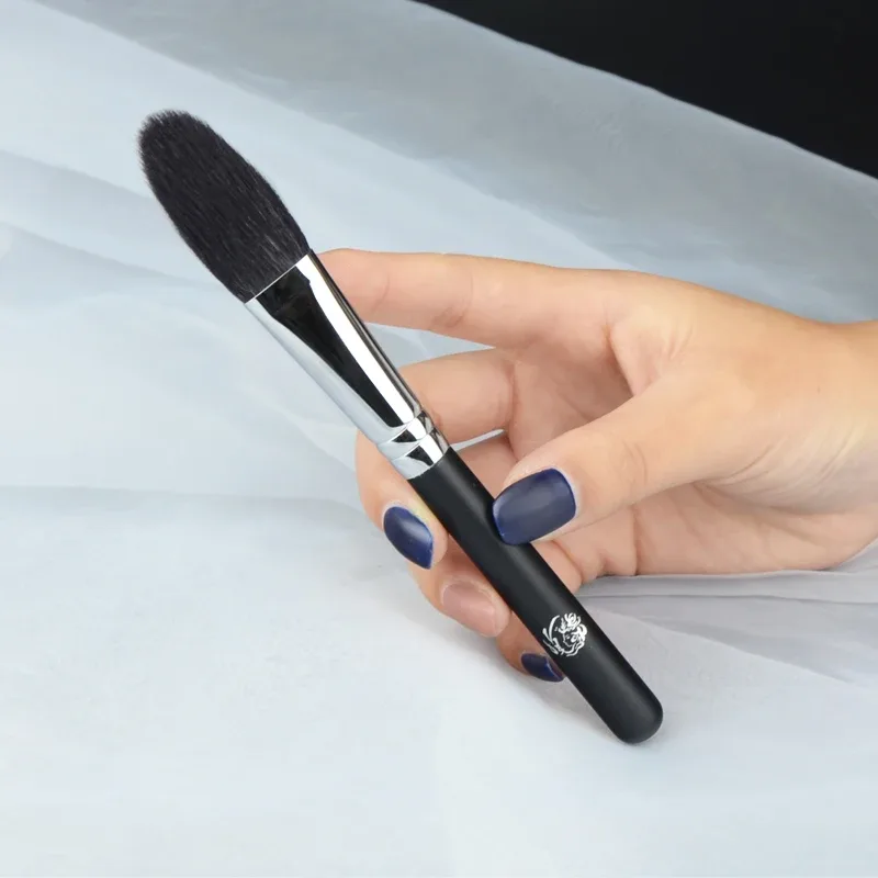R11 Professional Handmade Make Up Brush Long Bristle Highlighter Brush Soft Saikoho Goat Hair Blue Squirrel Hair Makeup Brushes