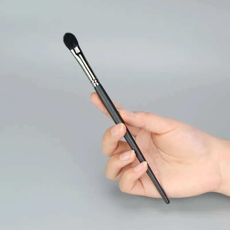 1 τμχ Τρίχα κατσίκας Basic Eyeshadow Makeup Brushes small Eye Blending βάση σκιών Big Nose Make up πινέλο τρίχες ζώων 205a 206a 207a — image 6
