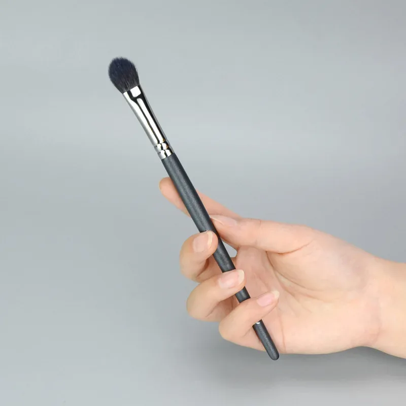 1 τμχ Τρίχα κατσίκας Basic Eyeshadow Makeup Brushes small Eye Blending βάση σκιών Big Nose Make up πινέλο τρίχες ζώων 205a 206a 207a — image 9