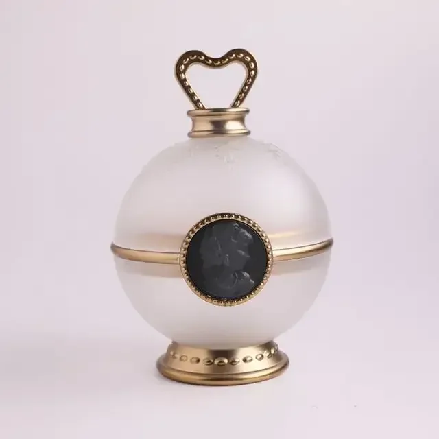 Porta pennelli Laduree Queens Bianco Rosa Lussuosi pennelli per trucco Cilindri Contenitori per la conservazione — image 11