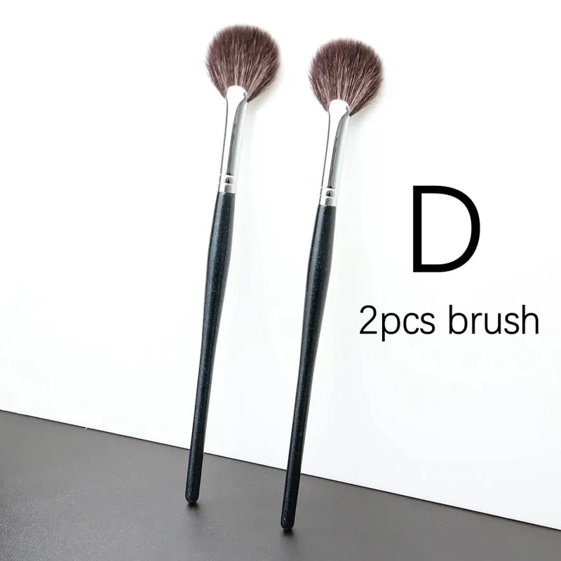 Fan Brush Highlighter Natural Goat Hair High Quality Makeup Brushes — image 11