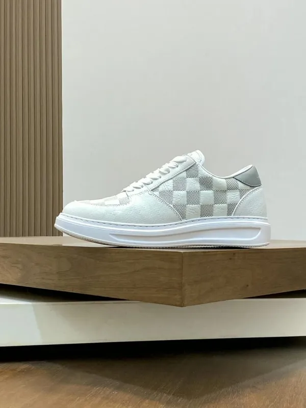 รองเท้าผ้าใบสเก็ตหนัง Grain Leather Low-Top สีเทา ลายหมากรุกสีขาว ลายตารางหมากรุก พื้นรองเท้ายางกันลื่น Minimal Versatile Daily Walking Shoes — image 3