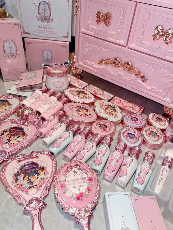 Bunga Tahu Meja Rias Berukir Malam Pertengahan Musim Panas Set Kado Rias Allin — image 5