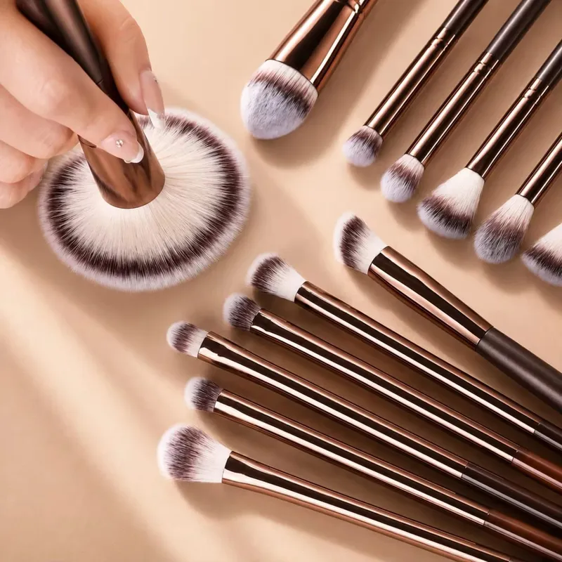 Professionelles Make-up-Pinsel-Set mit zwei Enden, mit Foundation-, Kontur-, Rouge-, Puder-, Lidschatten- und Concealer-Pinseln aus weichem Synthetik — image 6