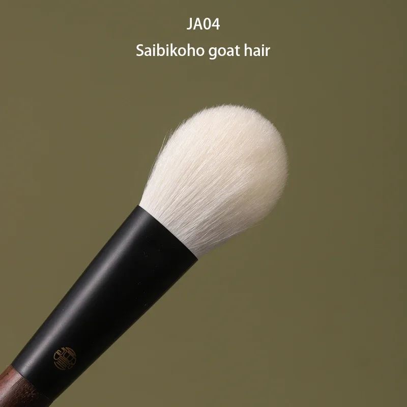 Professionelle håndlavede makeup børster 1 PC blødt egern Ræve Heste Gedehår Fladt Runde Blush Børste Valnød Håndtag Make Up Børste — image 11
