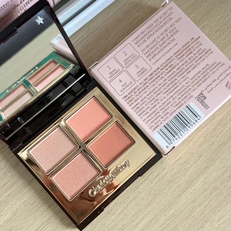 Luxury CT แต่งหน้าชุดสี่สีอายแชโดว์ Palette Matte Setting Powder คอนซีลเลอร์ผลลิปสติก Lasting Lip Lubrication