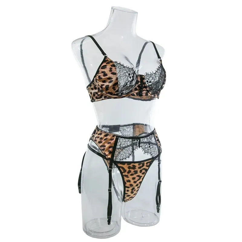 Sexet vild leopardtrykt blonde patchwork dameundertøjssæt Komfortabel tredelt bh og trussesæt eksotisk tøjsæt til kvinder — image 3