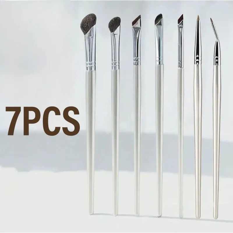 7 ชิ้น Professional Eye ชุดแปรงแต่งหน้า Bent Angled Eyeliner & คอนซีลเลอร์แปรง Under Eye Aegyo Sal Tear Trough Shadow เครื่องมือ — image 10