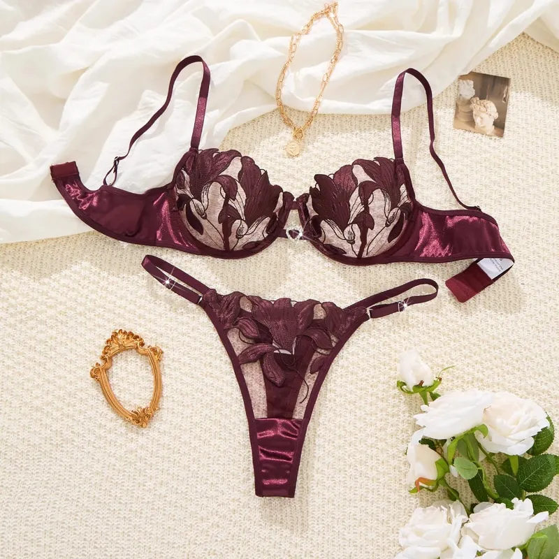 İşlemeli Baskılı Pijama Takımı - Kadınlara Uygun Çiçek Tasarımlı Seksi Sütyen ZA824031 — image 9