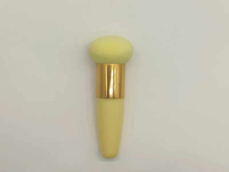 Pennelli per trucco a testa di fungo Spugna cosmetica per soffio di cipria con manico Strumenti di bellezza per trucco professionale per donna — image 12