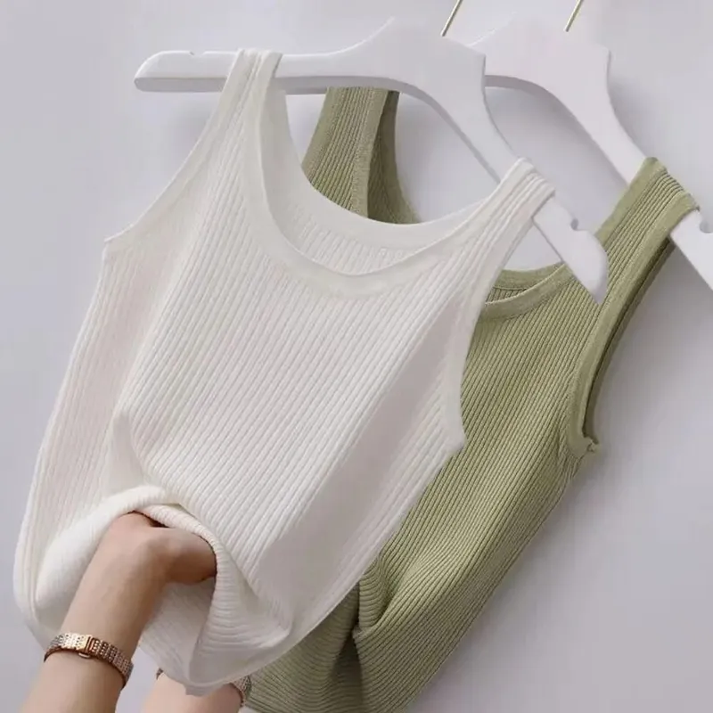 2024 Polyester Sexy košilka bez rukávů Základní top Jednobarevné Letní Košilka Streetwear Trička Tričko Jarní Pletené Tílko Dámské — image 6