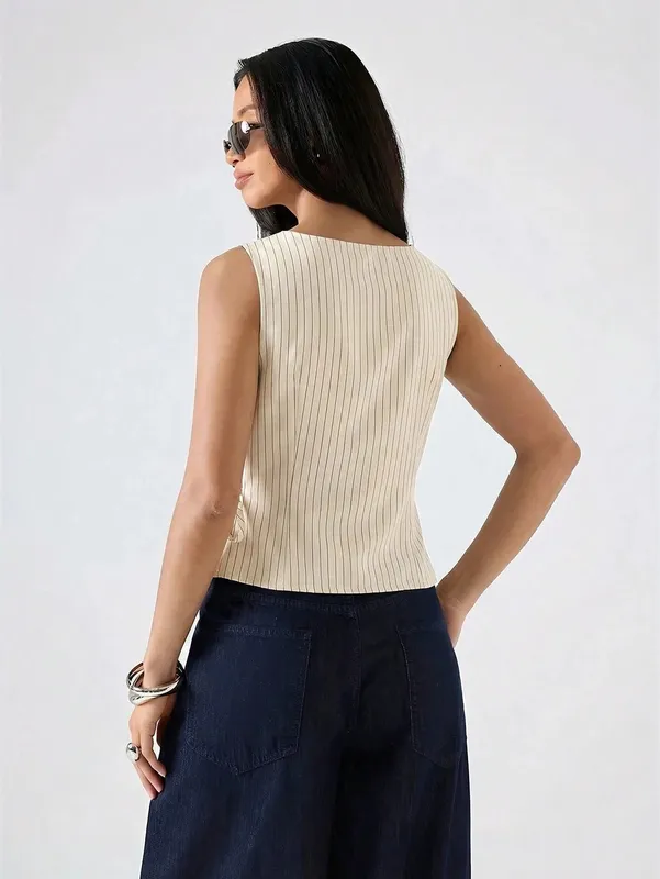 Elegantes Damen-Tanktop mit Streifendruck, schmale Passform, seitliches Bindeband, plissiert, ärmelloses Oberteil, lässig, asymmetrischer Saum, Boot-Tanktop, Sommer 2026 — image 2