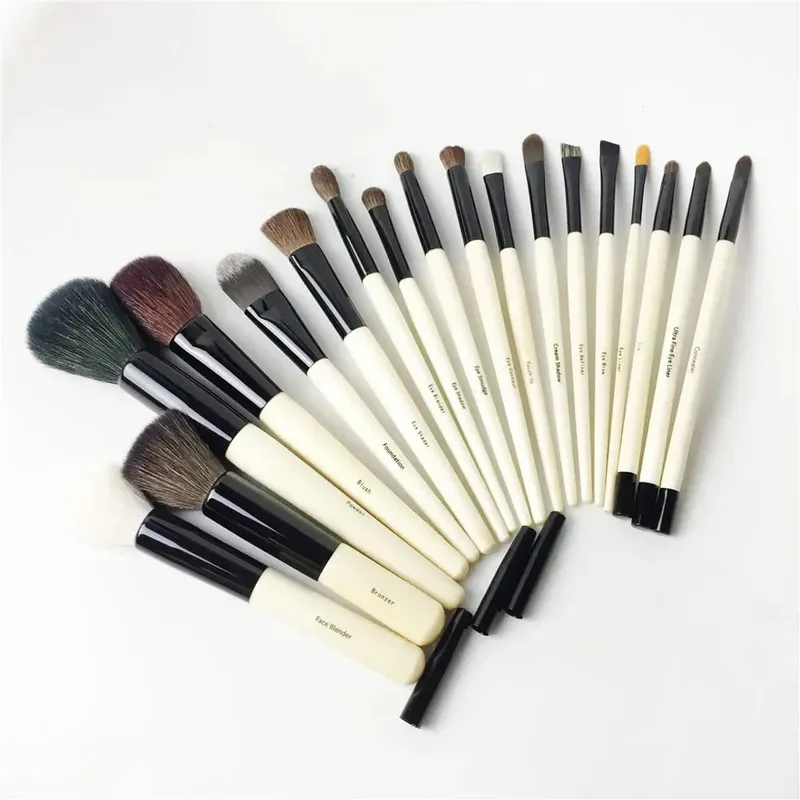 Conjunto completo de pincéis de maquiagem com 18 pincéis, cabo de madeira de qualidade, kit de pincéis cosméticos, pincéis de maquiagem de madeira de beleza — image 2