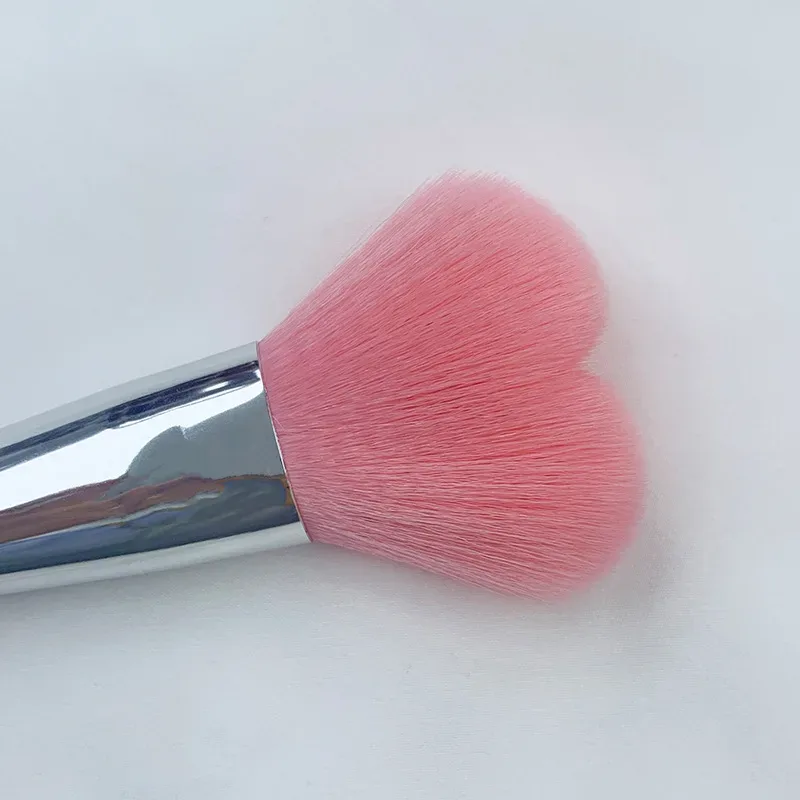แปรงแต่งหน้า Blusher แปรง Love Shape Loose Powder แปรง Super Soft Fiber ขนสัตว์ Dot Blush แปรงเครื่องสำอางค์ความงาม Make up Tools — image 4
