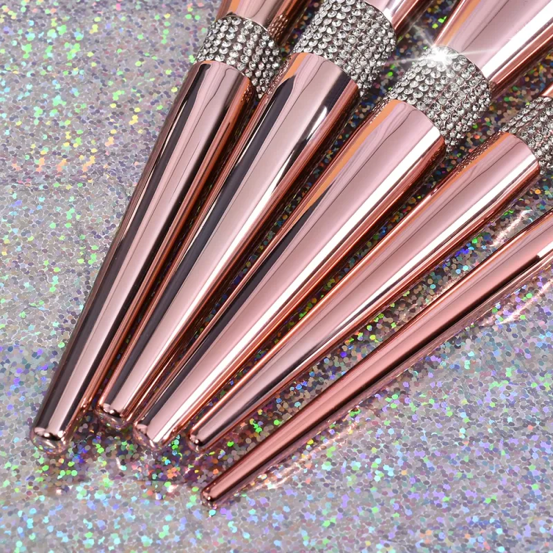 Nuovo set di pennelli per trucco con strass bling in oro rosa da 14 pezzi di lusso Set di pennelli per trucco vegan con diamanti glitterati con strass — image 6