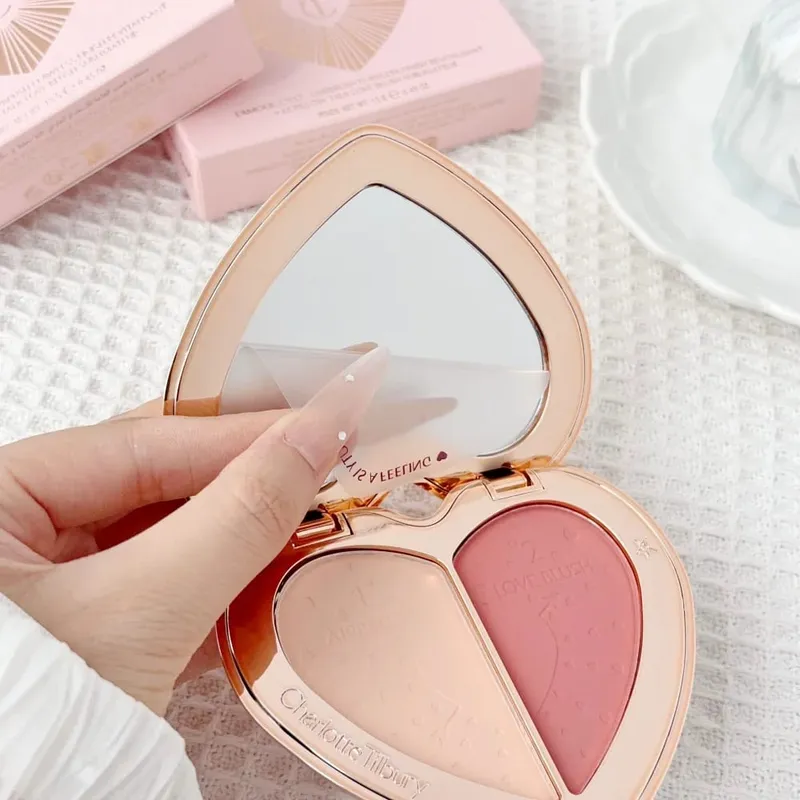 Charlotte tilbury chique pó blush sedoso macio edificável blendable radiante luminoso de longa duração brilho natural swish pop maquiagem — image 3