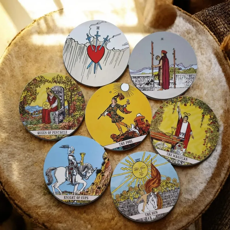 Bộ bài Tarot Tròn Bao Gồm 78 Lá Bài Tròn & Sách Hướng Dẫn Bằng Giấy đựng trong Hộp Cứng Bộ bài Wait Tarot Một Hành Trình Bắt Đầu Cho Người Mới Bắt Đầu
