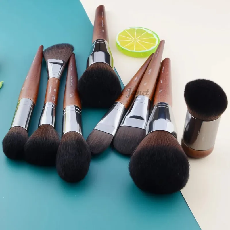 ไม้ธรรมชาติ 1 ชิ้นแปรงแต่งหน้ารายละเอียดอายแชโดว์ Make up kit คอนซีลเลอร์ Smudge Highlighter Eyebrow Eye Brow แปรงลูกกลิ้ง — image 3
