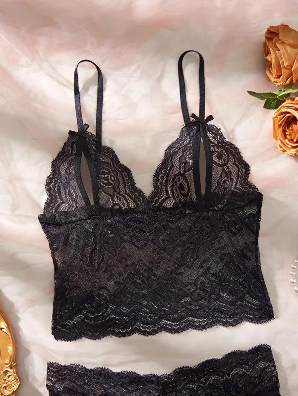 Set da notte per biancheria intima da donna in pizzo nero con apertura sul retro in due pezzi — image 4