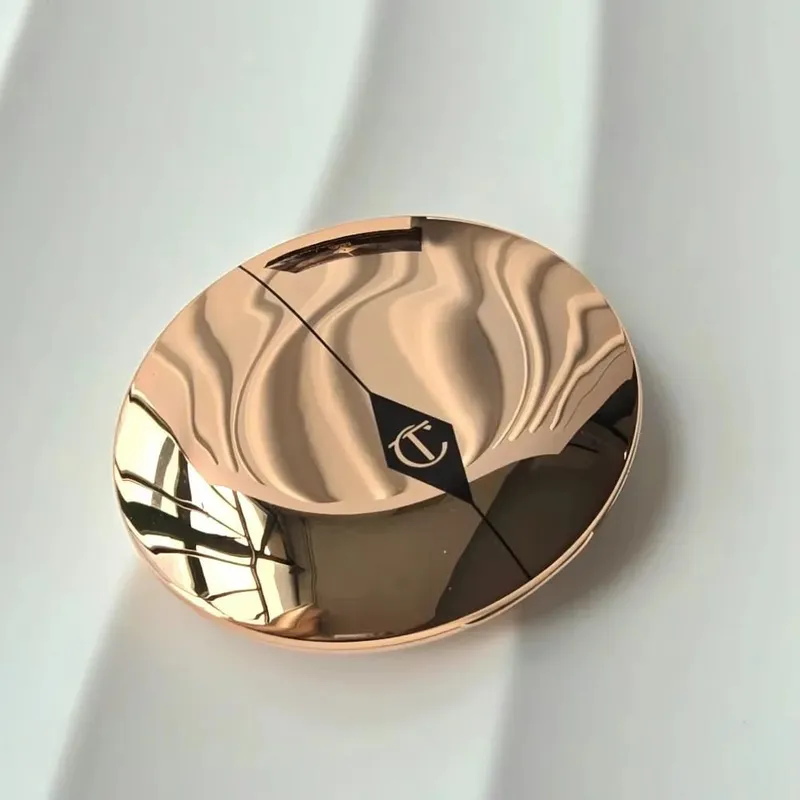 Charlotte Tilbury Set Pressed Powder Oil Control Matte High Gloss Face Repair Honey Powder Celebrity Make-up-Produkte der gleichen Marke — image 7