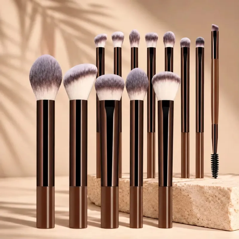 Professionelles Make-up-Pinsel-Set mit zwei Enden, mit Foundation-, Kontur-, Rouge-, Puder-, Lidschatten- und Concealer-Pinseln aus weichem Synthetik