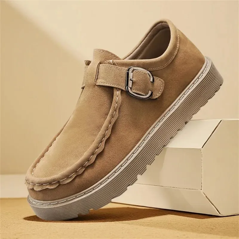 Loafers Kasual Suede Beige Lelaki dalam Saiz Besar Kasut Berjalan Tak Licin Bertapak Tebal Selesa Kasut Bergaya dan Bergaya 2025 — image 9