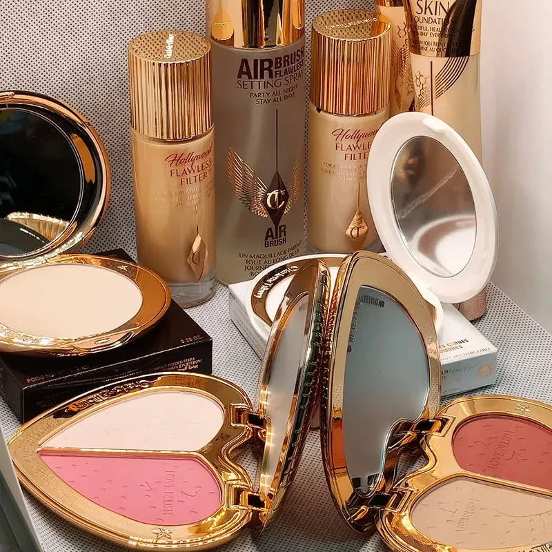 Charlotte Tilbury Merek Dua Warna Berbentuk Hati Bubuk Perona Pipi Pengaturan Semprot Pengontrol Minyak Bubuk Perona Pipi Bantalan Udara Pena Kosmetik — image 2