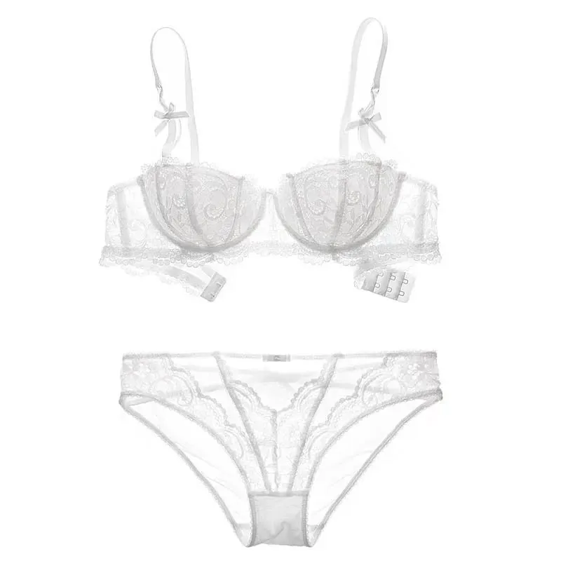 Set reggiseno di pizzo natalizio - Bralette velata nera e rossa Mezza coppa ultra sottile Puro desiderio Look Tushy intimo Lingerie per feste di Natale — image 4