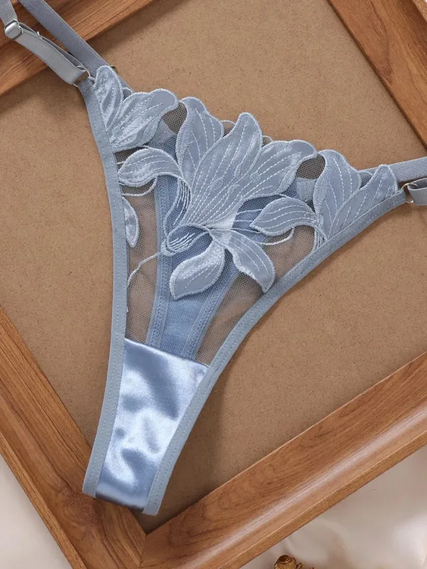 Silberblaues Dessous-Set mit Blumenstickerei, Satin-Mesh-Bügel-BH, Tanga, Damen-Intimunterwäsche, Flitterwochen, Boudoir, ZA824031 — image 5