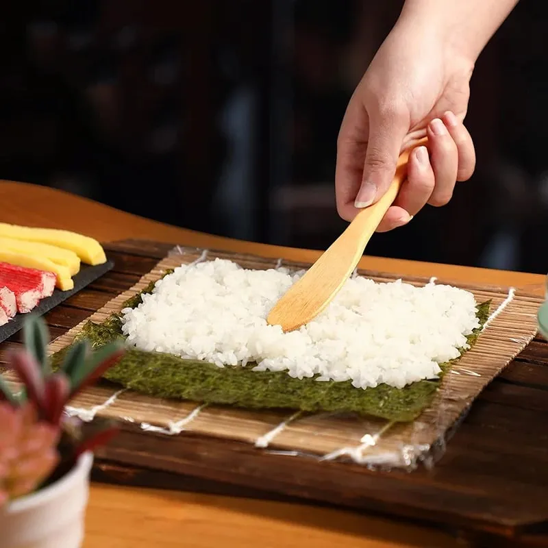 9 pezzi/set kit per la preparazione di sushi in bambù tappetino per sushi incluso 2 tappetini per sushi 5 paia di bacchette 1 pagaia 1 strumento di cottura spalmatore — image 3