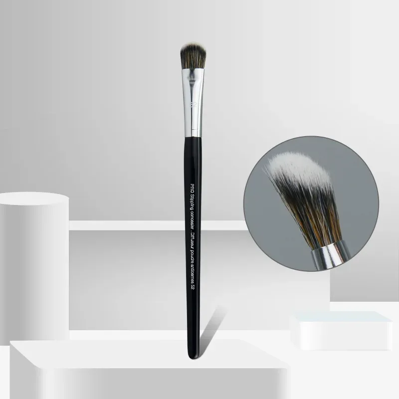 1/2Keping Berus Penyapu Bedak Bedak Wajah Penyapu Pembayang Mata Stippling Concealer Berus Alat Mekap model 52# — image 2