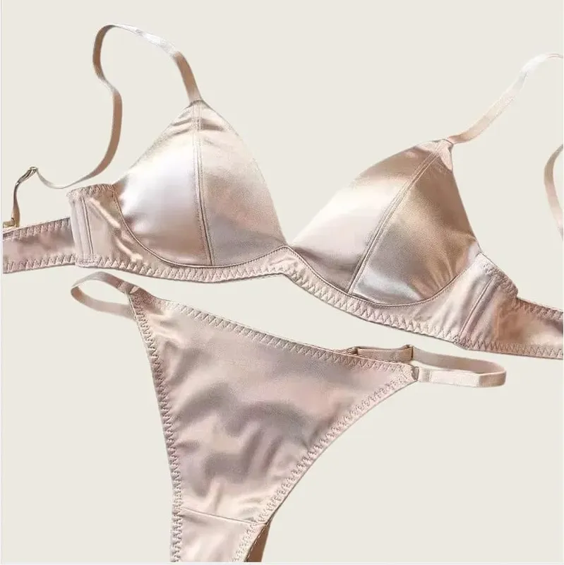 Set Bra Seksi Piala Segitiga Gaya Perancis untuk Payudara Kecil Tekan Atas Tanpa Wayar Anti-Kendur Anti-Kendur Ringan Kemasan Satin Bra — image 1