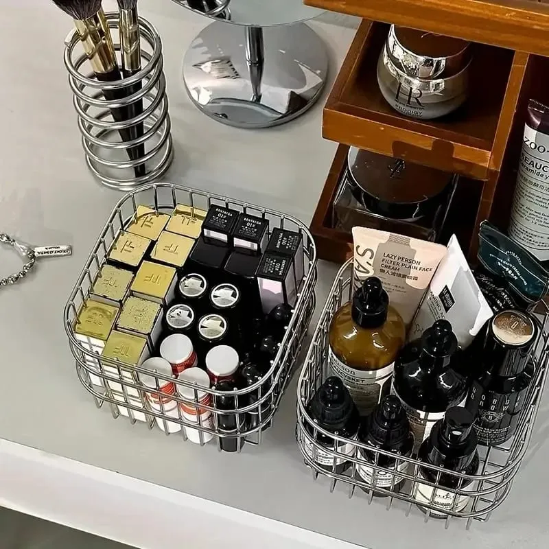 Rustfrit stål Comestic Tools Opbevaringskurv Multi-Purpose Makeup Børster Hudplejeværktøj Parfume Organizer Kosmetisk Sorteringsboks — image 4